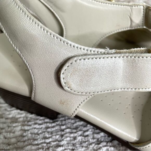 SAS Suntimer Leather Open Toe Block Heel Sandal Bone‎ Women's sz 8.5 S Slim - Picture 2 of 8